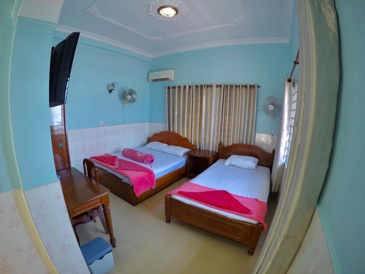 Hengheng II Guest House Kratie Exteriör bild