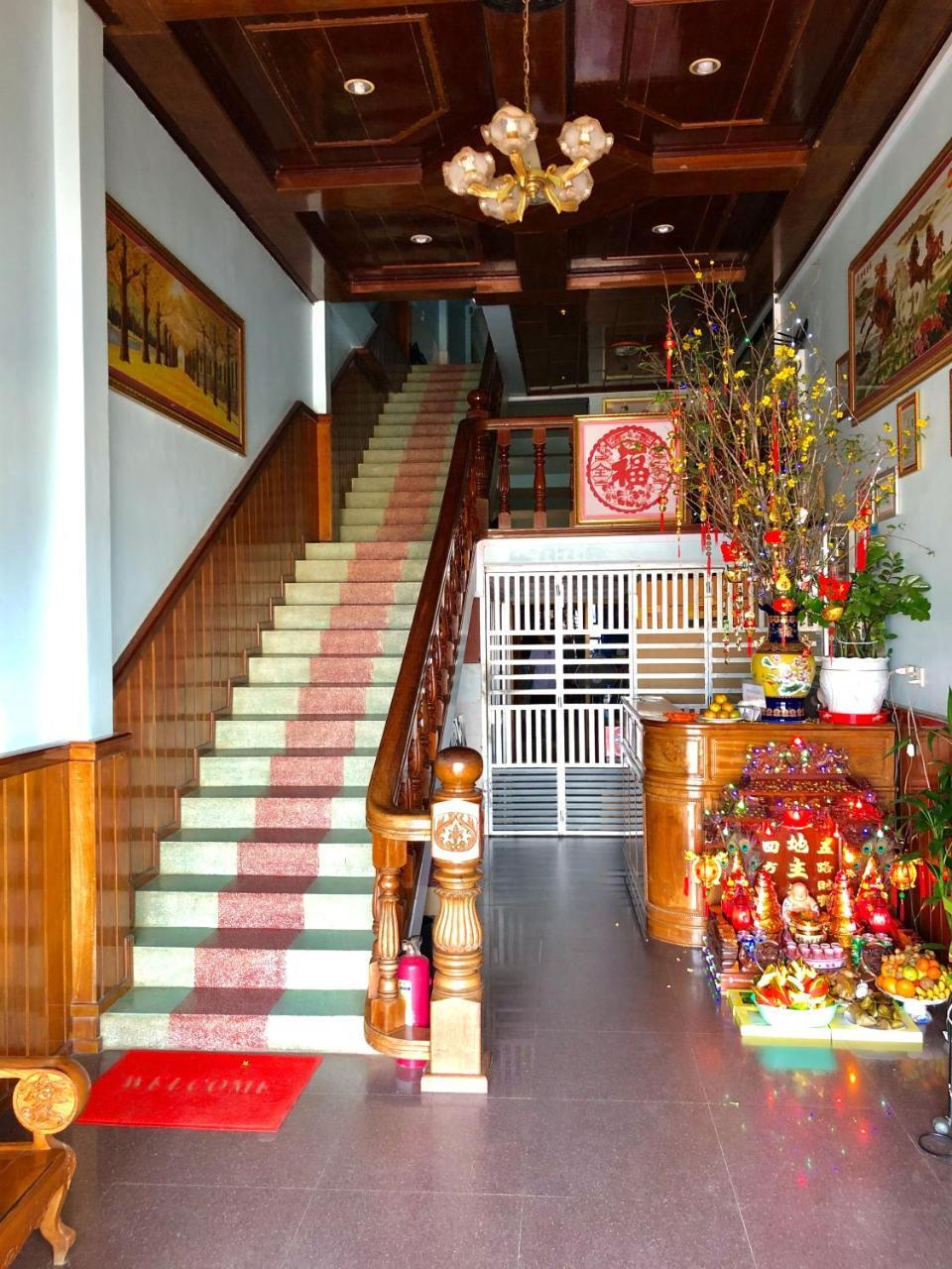 Hengheng II Guest House Kratie Exteriör bild